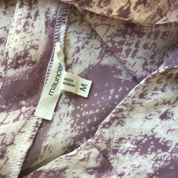 Maurice’s Purple Snakeskin V-Neck Sleeveless Top - Size Medium - Picture 4 of 6